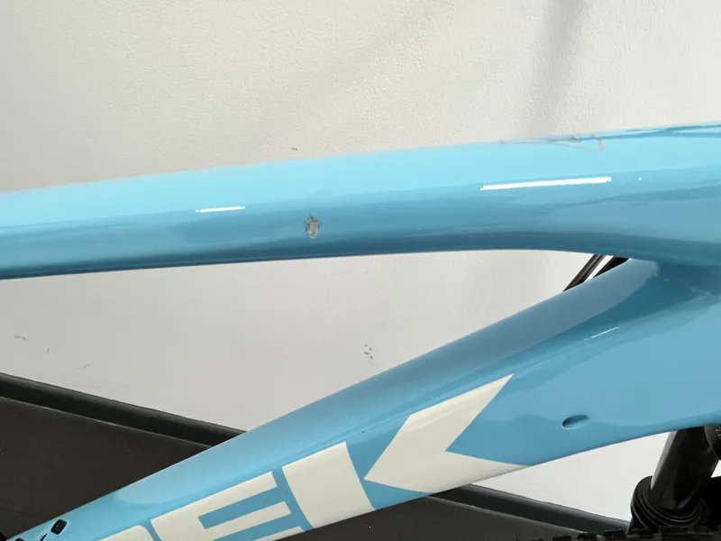 EX DISPLAY Trek Marlin 7 Gen 3 Hardtail Mountain Bike Large 2023 in Azure Blue-3